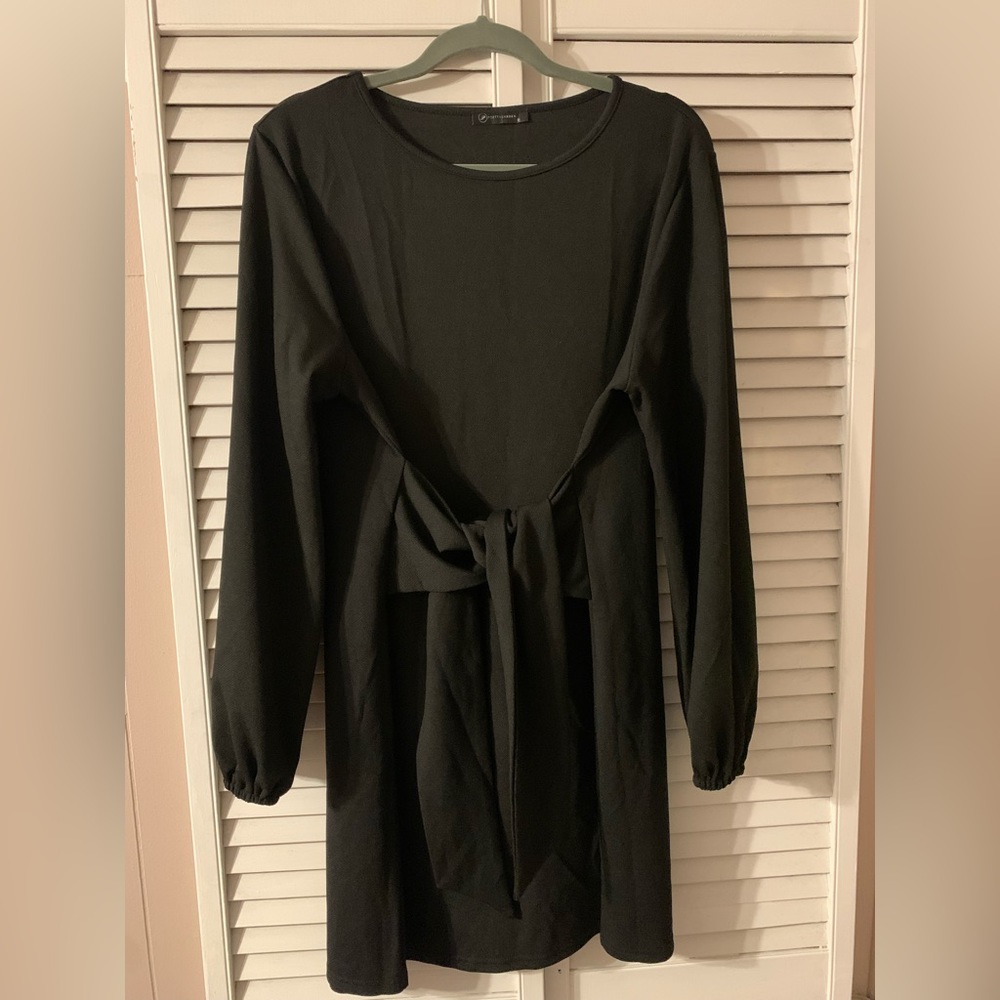 Pretty Garden Black Dress